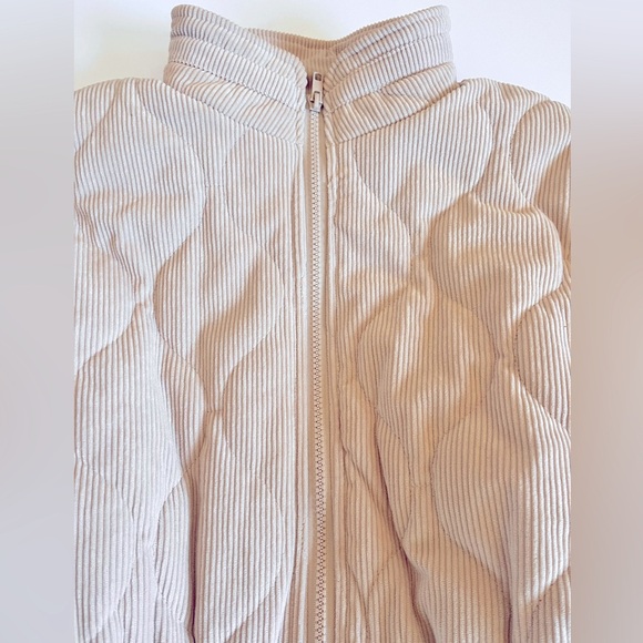 NWT Cream Corduroy Puffer Vest - Picture 2 of 3